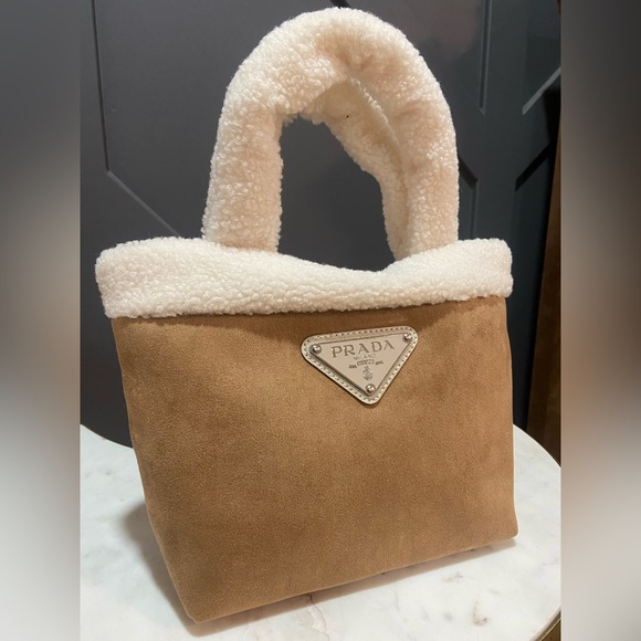 Prada GWP Sherpa & Suede Bag - Picture 2 of 8